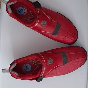 Timberland outdoor performance size 6 1/2 women's red never worn